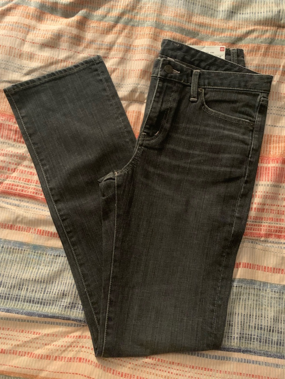 Uniqlo Women's Dark Gray Straight Fit Stretch Jeans - NWT